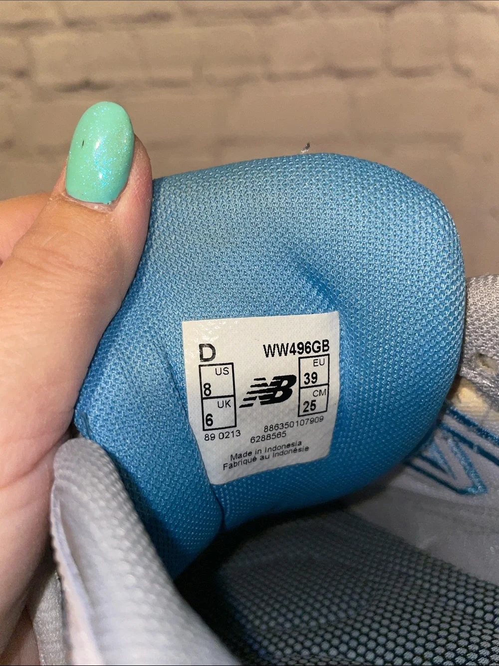New Balance Women's Gray and Light Blue Athletic Walking Shoes sz8